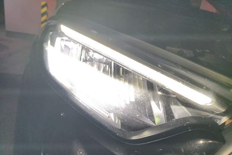 Used Mercedes-Benz GLC 2023 GLC 300 L 4MATIC Dynamic Edition 5-seater Right Front Headlight