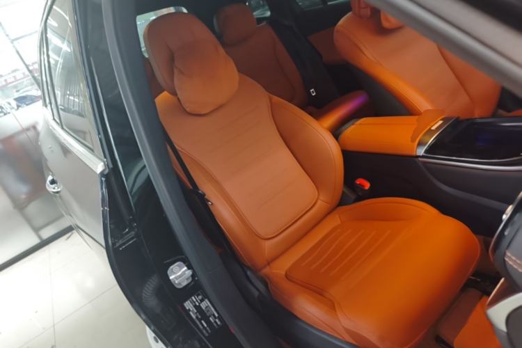 Used Mercedes-Benz GLC 2023 Refreshed GLC 300 L 4MATIC Dynamic Edition 5 Seats Right Front Seat