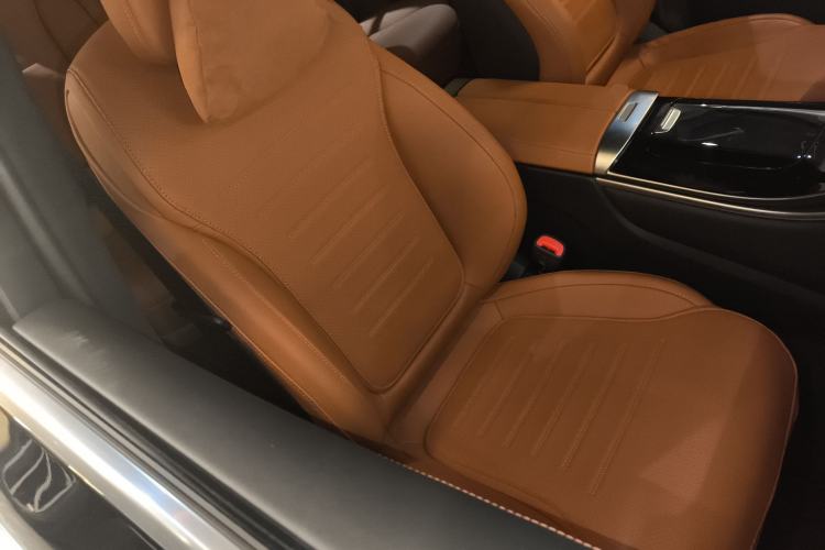 Used Mercedes-Benz GLC 2023 GLC 260 L 4MATIC Dynamic Edition 5-seater Right Front Seat