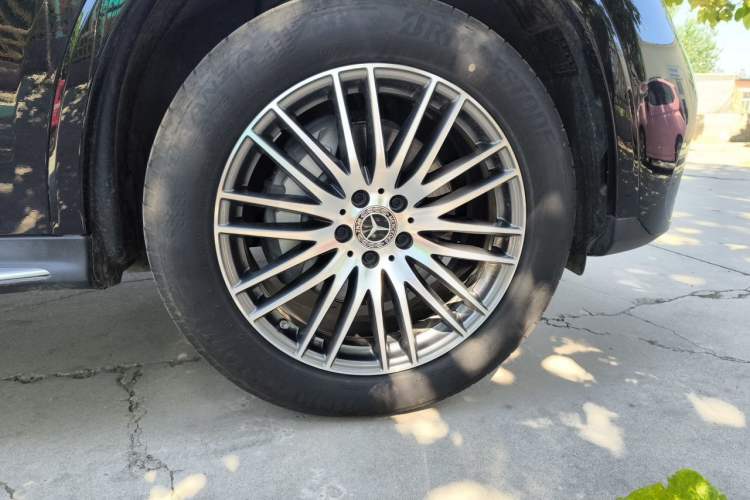 Used Mercedes-Benz GLC 2023 Refreshed GLC 300 L 4MATIC Dynamic Edition 5 Seats Right Front Wheel Hub
