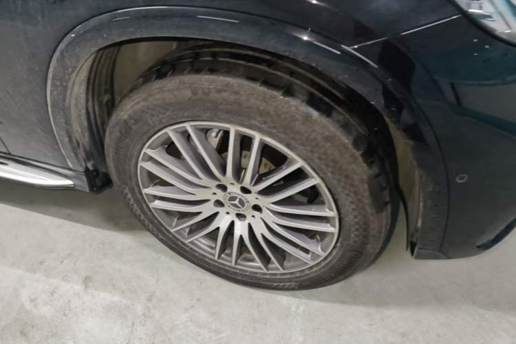 Used Mercedes-Benz GLC 2023 Refreshed GLC 300 L 4MATIC Dynamic Edition 5 Seats Right Front Wheel Hub
