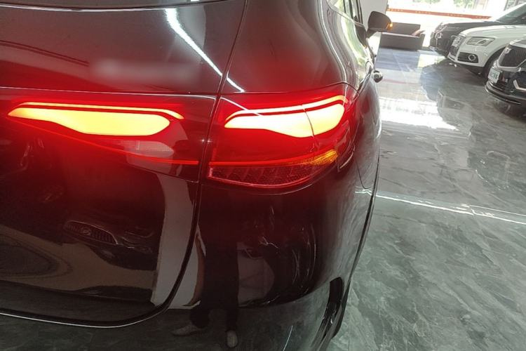 Used Mercedes-Benz GLC 2023 GLC 300 L 4MATIC Dynamic Edition 5-seater Right Rear Taillight