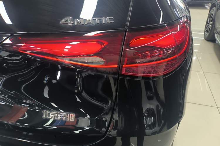 Used Mercedes-Benz GLC 2023 Facelift GLC 260 L 4MATIC Luxury Version 5 Seats Right Rear Taillight