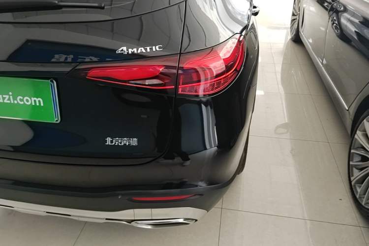 Used Mercedes-Benz GLC 2023 Facelift GLC 260 L 4MATIC Dynamic Version 5 Seats Right Rear Taillight