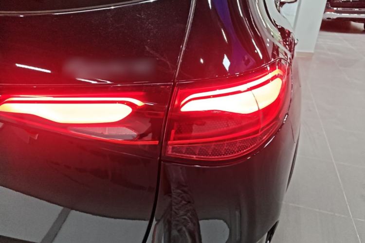 Used Mercedes-Benz GLC 2023 Refreshed GLC 300 L 4MATIC Dynamic Version 7-Seater Right Rear Taillight
