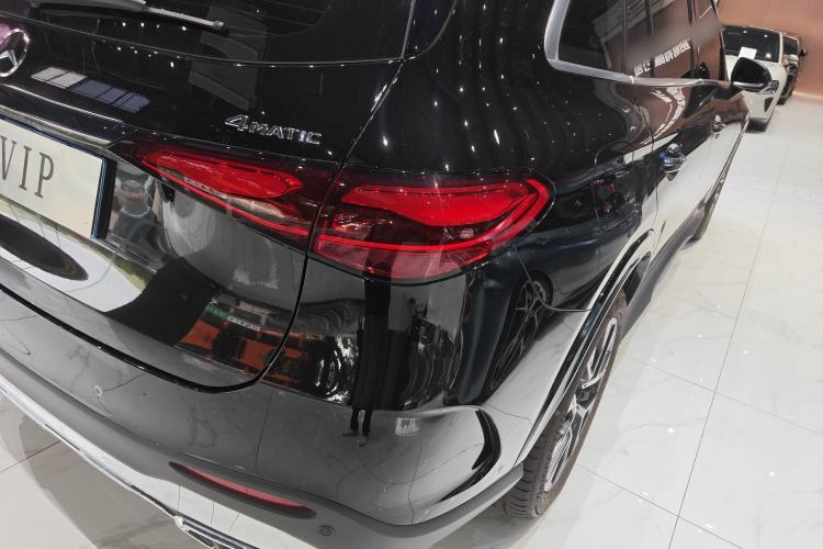 Used Mercedes-Benz GLC 2023 Facelift GLC 260 L 4MATIC Luxury Version 5 Seats Right Rear Taillight