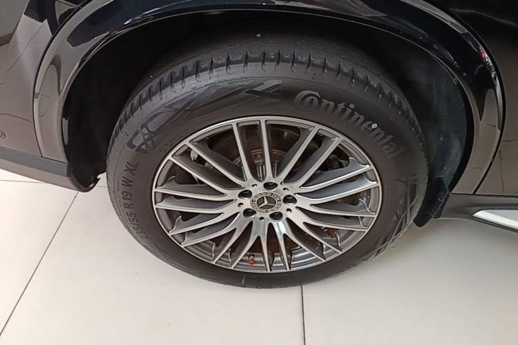 Used Mercedes-Benz GLC 2023 Refreshed GLC 300 L 4MATIC Dynamic Edition 5 Seats Right Rear Wheel Hub