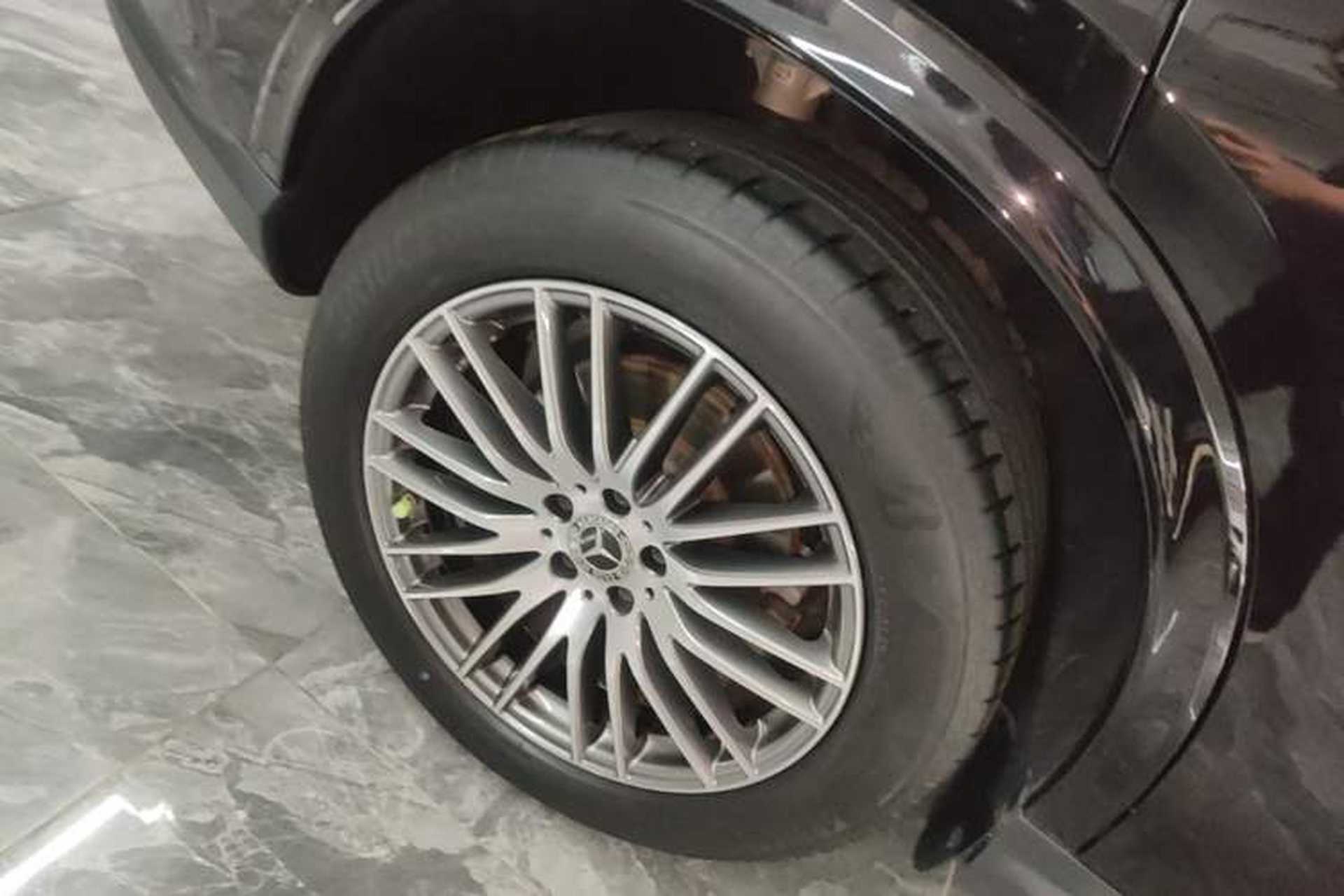 Used Mercedes-Benz GLC 2023 GLC 300 L 4MATIC Dynamic Edition 5-seater Right Rear Wheel Hub