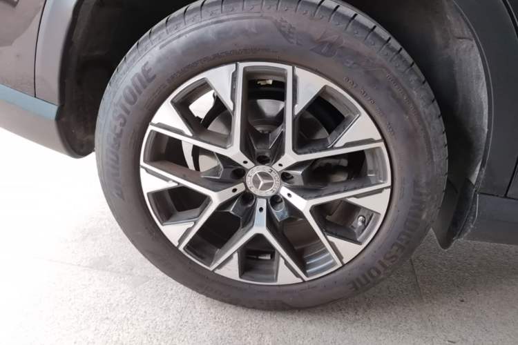 Used Mercedes-Benz GLC 2023 Facelift GLC 260 L 4MATIC Dynamic Version 5 Seats Right Rear Wheel Hub