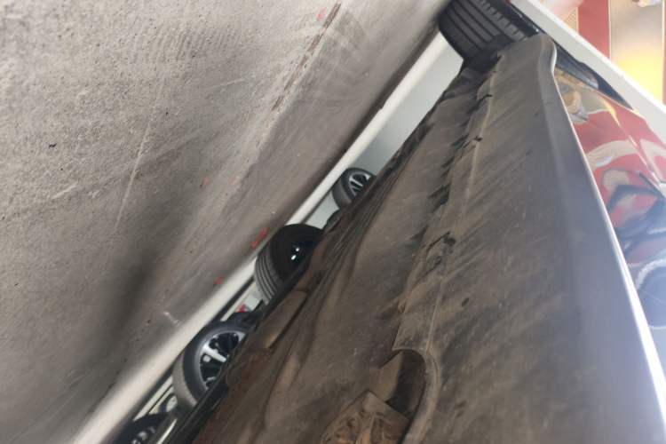 Used Mercedes-Benz GLC 2023 GLC 260 L 4MATIC Dynamic Edition 5-seater Right Side Sill