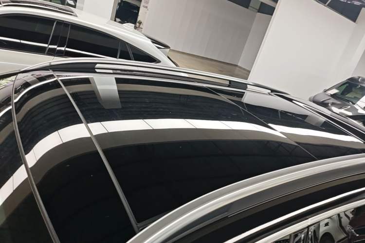 Used Mercedes-Benz GLC 2023 Refreshed GLC 300 L 4MATIC Dynamic Version 7-Seater Roof