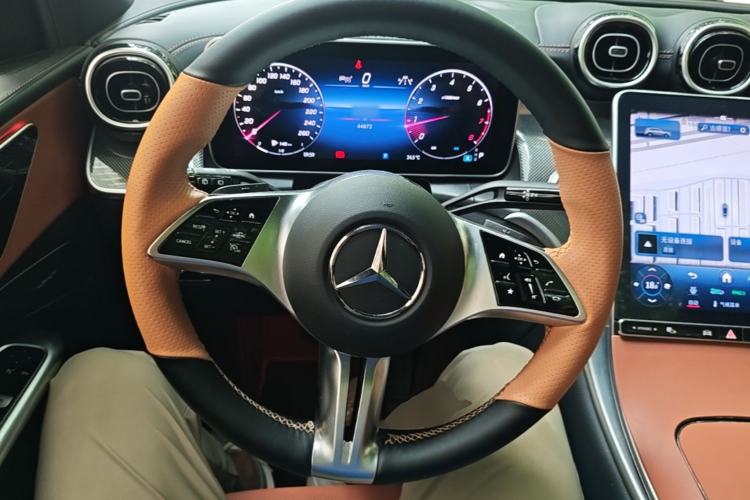 Used Mercedes-Benz GLC 2023 GLC 260 L 4MATIC Dynamic Edition 7-seater Steering Wheel