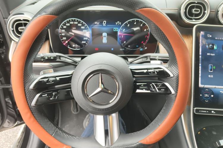 Used Mercedes-Benz GLC 2023 Refreshed GLC 300 L 4MATIC Dynamic Edition 5 Seats Steering Wheel