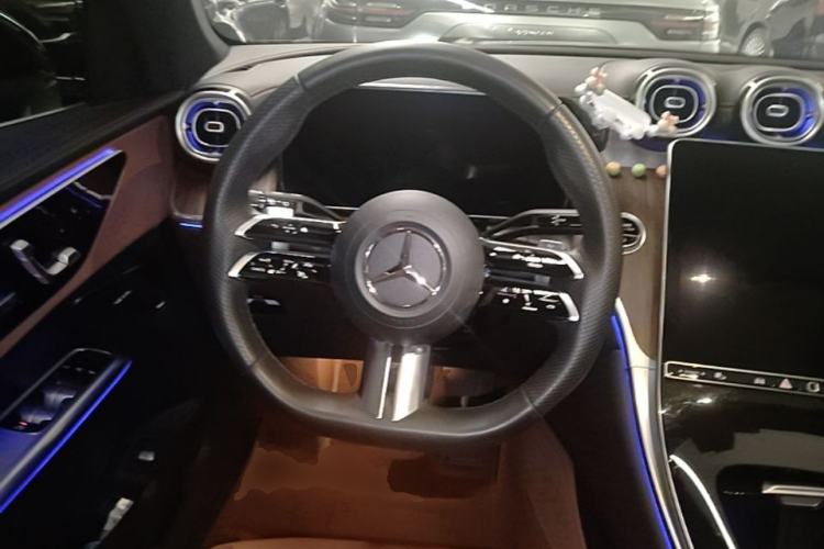 Used Mercedes-Benz GLC 2023 Refreshed GLC 300 L 4MATIC Dynamic Edition 5 Seats Steering Wheel