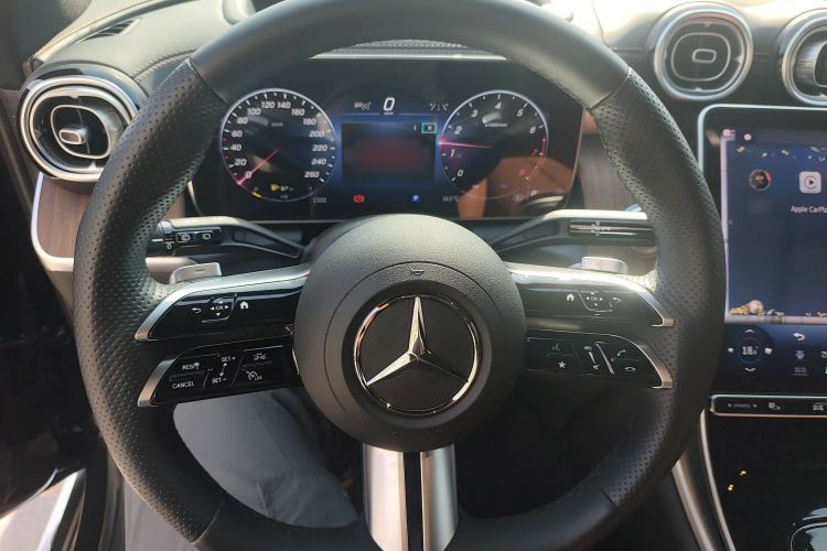Used Mercedes-Benz GLC 2023 GLC 300 L 4MATIC Dynamic 7-Seater Steering Wheel