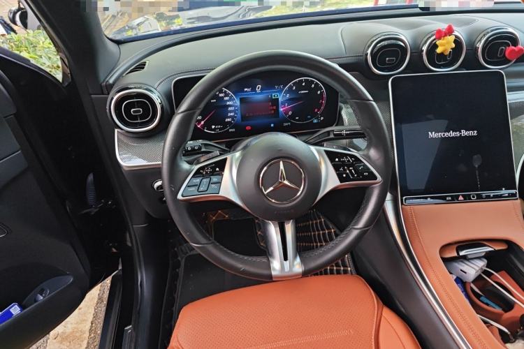 Used Mercedes-Benz GLC 2023 GLC 260 L 4MATIC Dynamic Edition 5-seater Steering Wheel