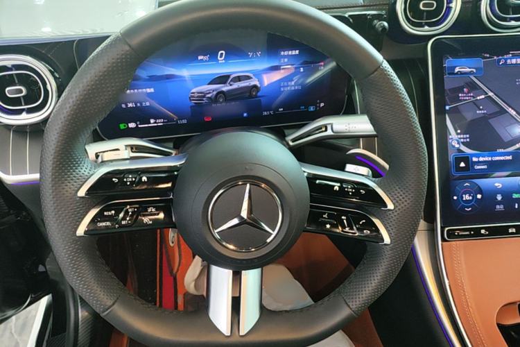 Used Mercedes-Benz GLC 2023 Refreshed GLC 300 L 4MATIC Luxury Version 7 Seats Steering Wheel