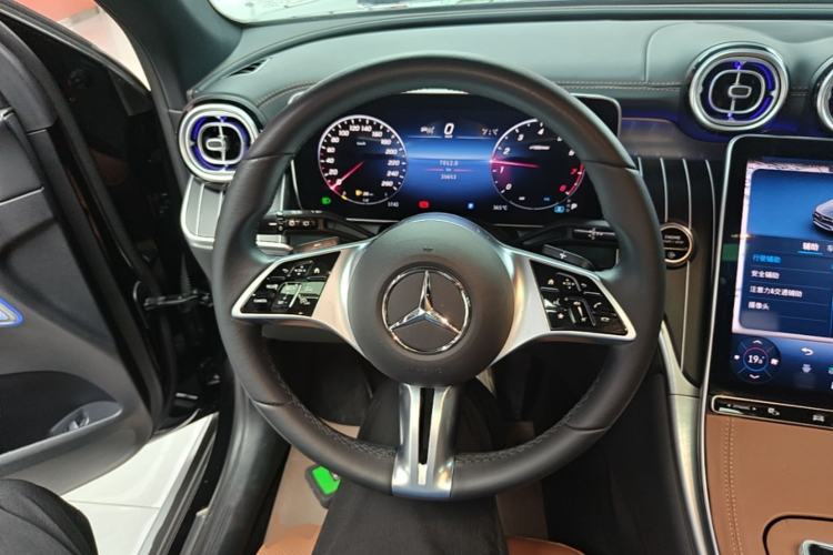 Used Mercedes-Benz GLC 2023 GLC 260 L 4MATIC Dynamic Edition 5-seater Steering Wheel