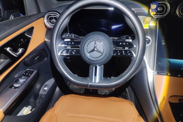 Used Mercedes-Benz GLC 2023 Refreshed GLC 300 L 4MATIC Dynamic Edition 5 Seats Steering Wheel