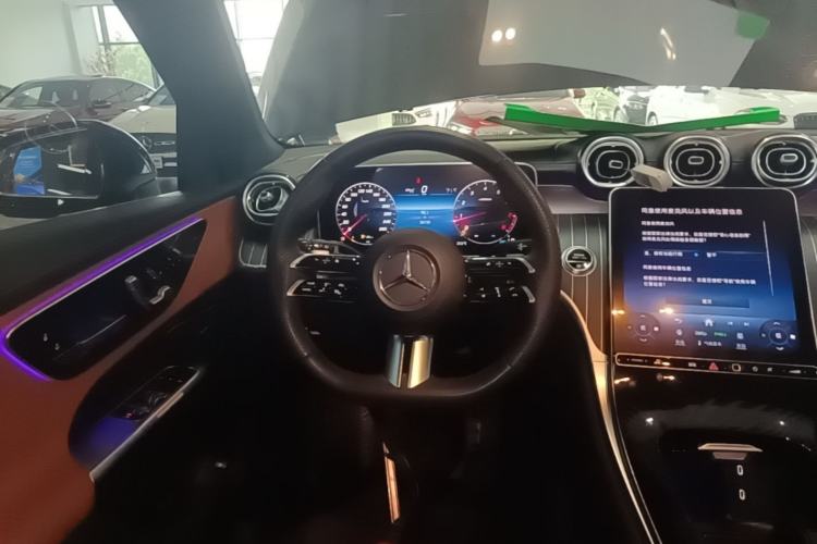 Used Mercedes-Benz GLC 2023 Refreshed GLC 300 L 4MATIC Dynamic Edition 5 Seats Steering Wheel