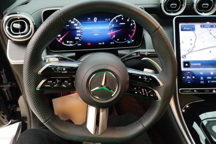 Used Mercedes-Benz GLC 2023 GLC 260 L 4MATIC Luxury 7-Seater Steering Wheel