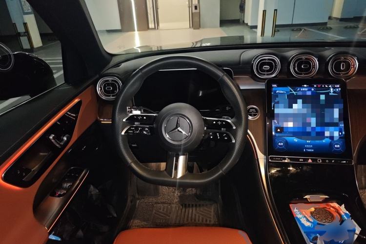 Used Mercedes-Benz GLC 2023 Refreshed GLC 300 L 4MATIC Dynamic Edition 5 Seats Steering Wheel