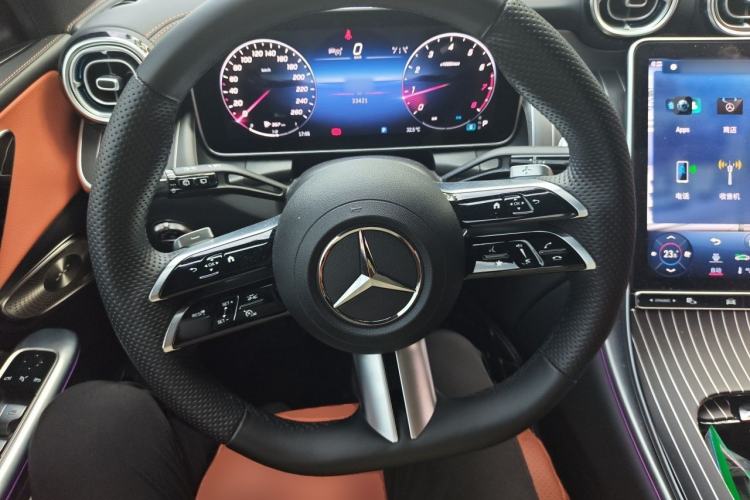 Used Mercedes-Benz GLC 2023 GLC 300 L 4MATIC Luxury 7-Seater Steering Wheel