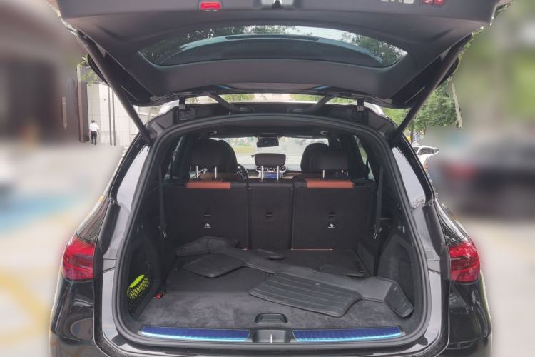 Used Mercedes-Benz GLC 2023 GLC 300 L 4MATIC Dynamic 7-Seater Trunk