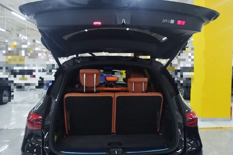 Used Mercedes-Benz GLC 2023 GLC 300 L 4MATIC Dynamic 7-Seater Trunk