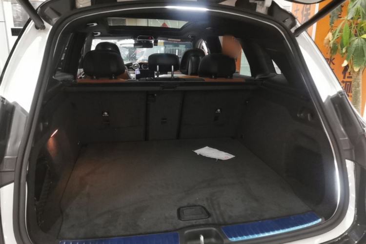 Used Mercedes-Benz GLC 2023 GLC 260 L 4MATIC Dynamic Edition 5-seater Trunk