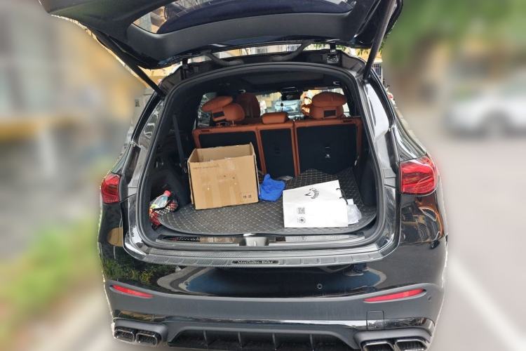 Used Mercedes-Benz GLC 2023 GLC 300 L 4MATIC Dynamic 7-Seater Trunk