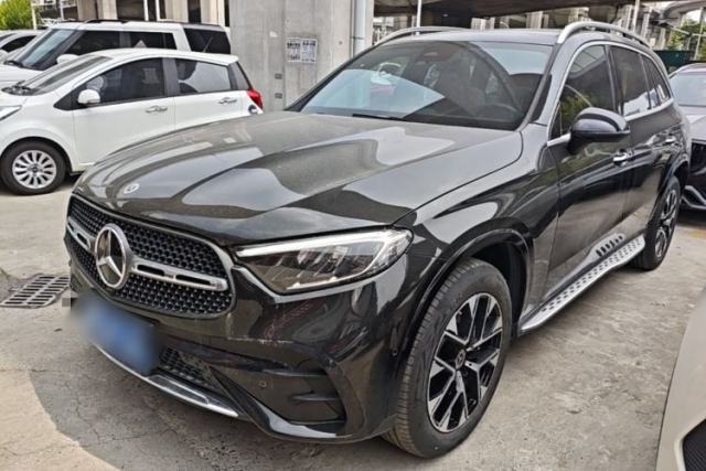 Used Mercedes-Benz GLC 2023 Facelift GLC 260 L 4MATIC Luxury Version 5 Seats