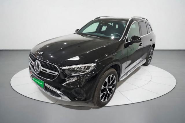 Ojetý Mercedes-Benz GLC 2023 Facelift GLC 260 L 4MATIC Dynamic Version 5 Seats