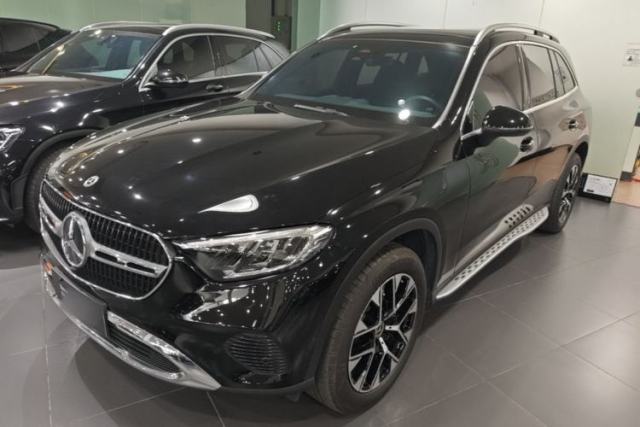 Used Mercedes-Benz GLC 2023 Facelift GLC 260 L 4MATIC Dynamic Version 5 Seats