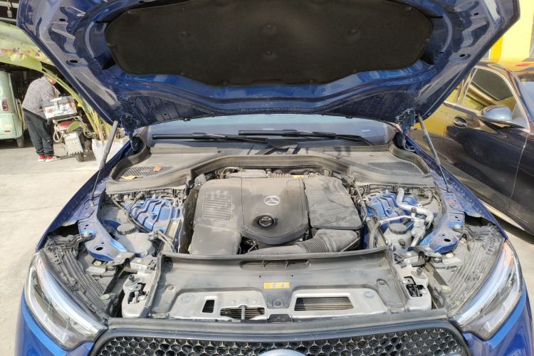 Used Mercedes-Benz GLC 2023 GLC 300 L 4MATIC Dynamic 7-Seater Engine Bay