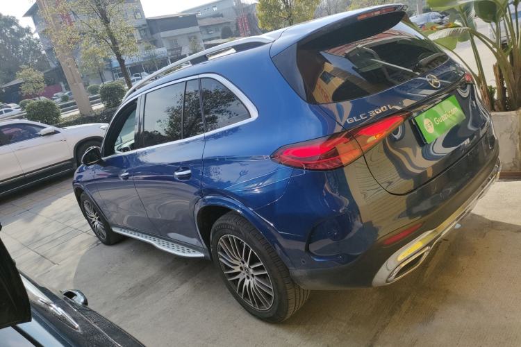 Used Mercedes-Benz GLC 2023 GLC 300 L 4MATIC Dynamic 7-Seater Left Side