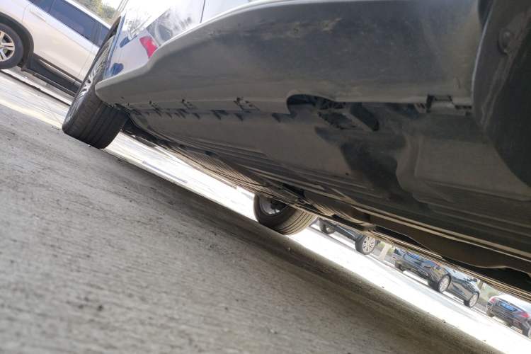 Used Mercedes-Benz GLC 2023 GLC 300 L 4MATIC Dynamic 7-Seater Left Side Sill