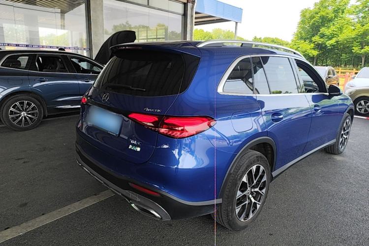 Used Mercedes-Benz GLC 2023 Facelift GLC 260 L 4MATIC Dynamic Version 5 Seats Rear Right 45 Deg