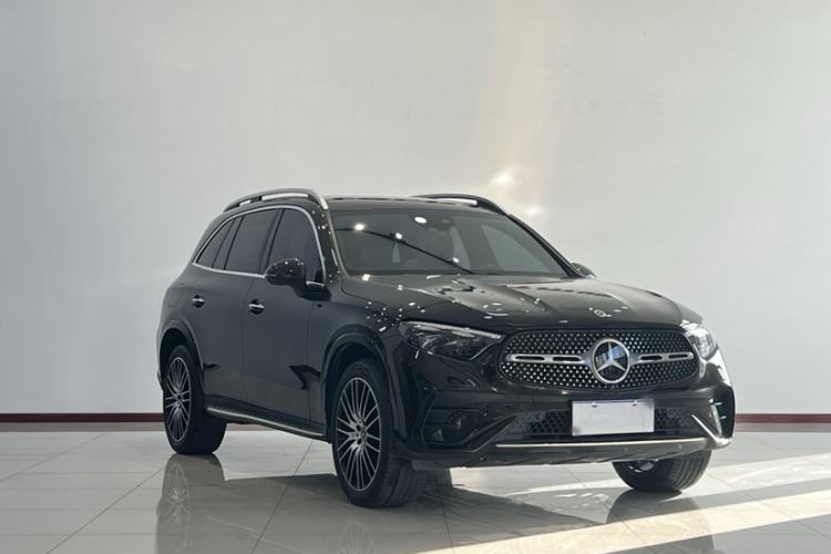 Used Mercedes-Benz GLC 2023 GLC 300 L 4MATIC Luxury 7-Seater Exterior 2