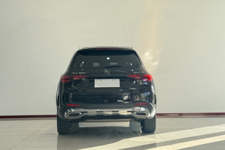 Used Mercedes-Benz GLC 2023 GLC 300 L 4MATIC Luxury 7-Seater Exterior 5