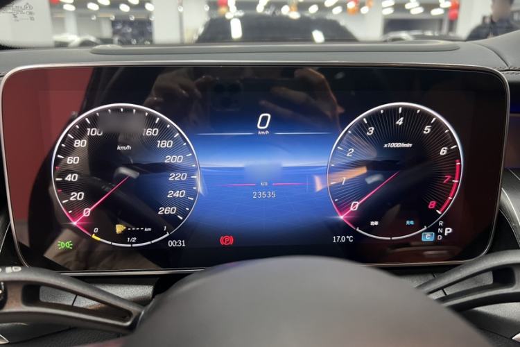 Used Mercedes-Benz GLC 2023 GLC 300 L 4MATIC Luxury 7-Seater Instrument Cluster