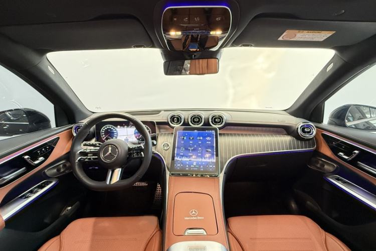 Used Mercedes-Benz GLC 2023 GLC 300 L 4MATIC Luxury 7-Seater Interior 1