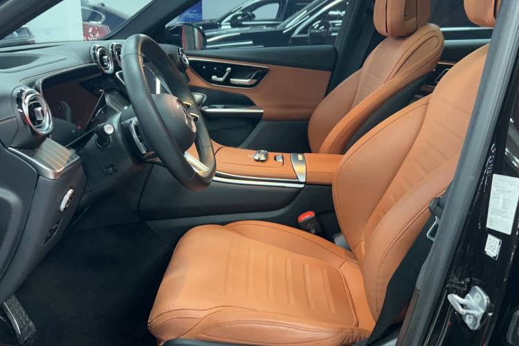 Used Mercedes-Benz GLC 2023 GLC 300 L 4MATIC Luxury 7-Seater Left Front Seat