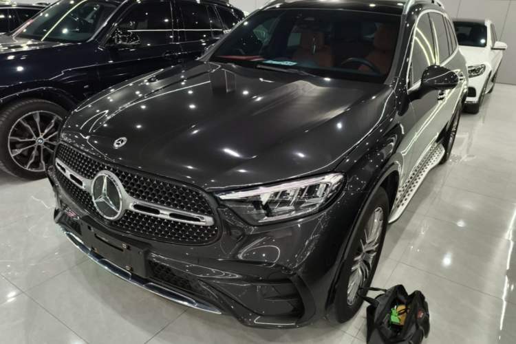 Used Mercedes-Benz GLC 2023 Refreshed GLC 300 L 4MATIC Dynamic Edition 5 Seats Guazi used car, China used car export, Used car for sale, Used Mercedes-Benz cars, Cheapest cars for sale