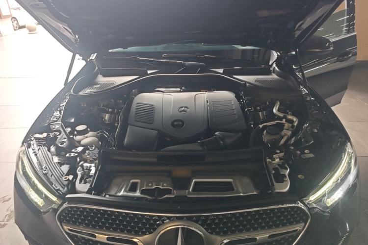 Used Mercedes-Benz GLC 2023 Facelift GLC 260 L 4MATIC Dynamic Version 5 Seats Engine Bay