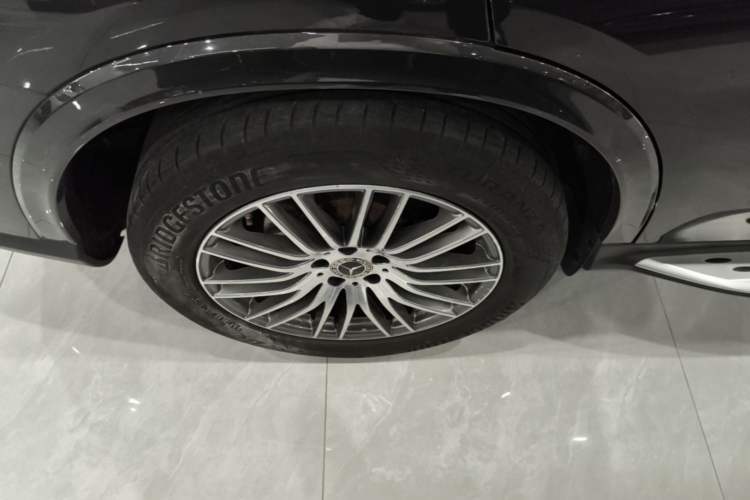 Used Mercedes-Benz GLC 2023 Refreshed GLC 300 L 4MATIC Dynamic Edition 5 Seats Right Rear Wheel Hub