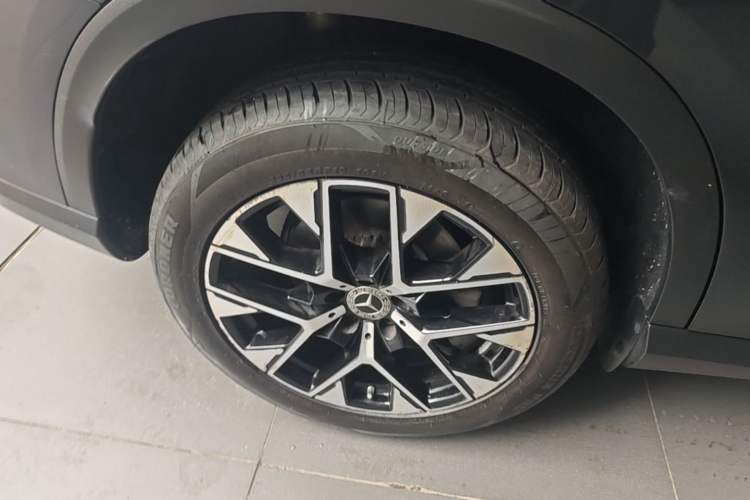 Used Mercedes-Benz GLC 2023 Facelift GLC 260 L 4MATIC Dynamic Version 5 Seats Right Rear Wheel Hub