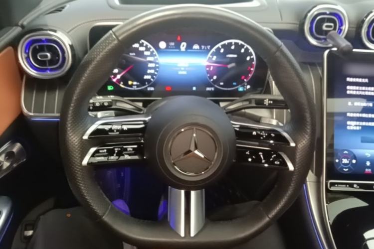 Used Mercedes-Benz GLC 2023 GLC 300 L 4MATIC Luxury 7-Seater Steering Wheel