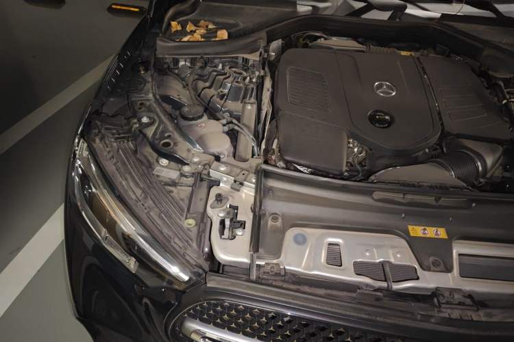 Used Mercedes-Benz GLC 2023 GLC 300 L 4MATIC Dynamic Edition 5-seater Engine Bay Right