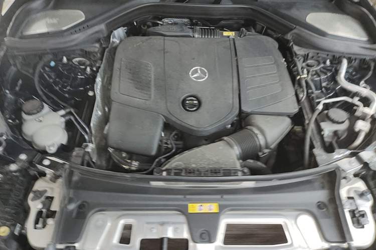 Used Mercedes-Benz GLC 2023 GLC 300 L 4MATIC Luxury 7-Seater Engine Bay